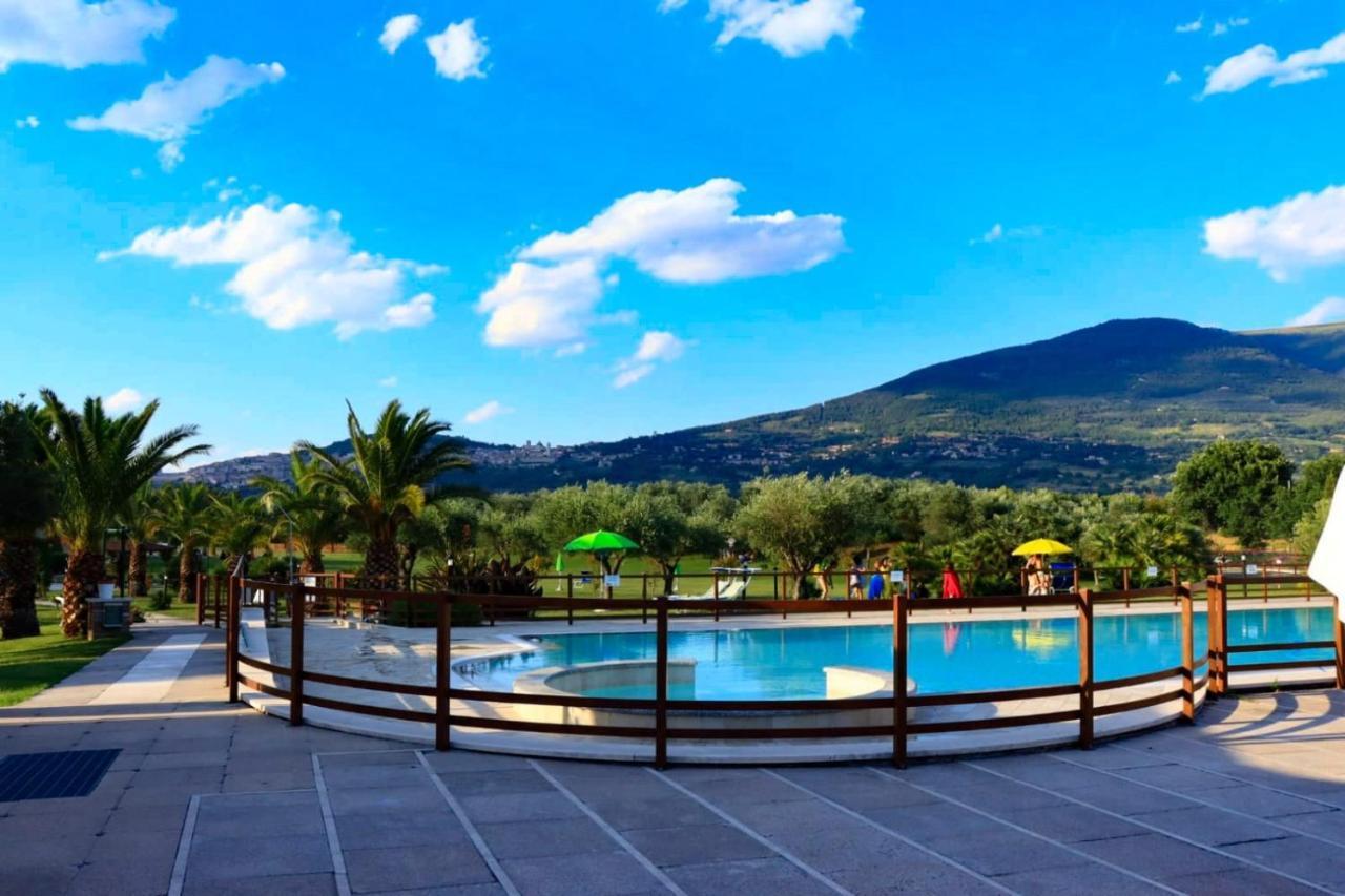 ريفيوتورتو Agriturismo Il Casale Di Monica المظهر الخارجي الصورة