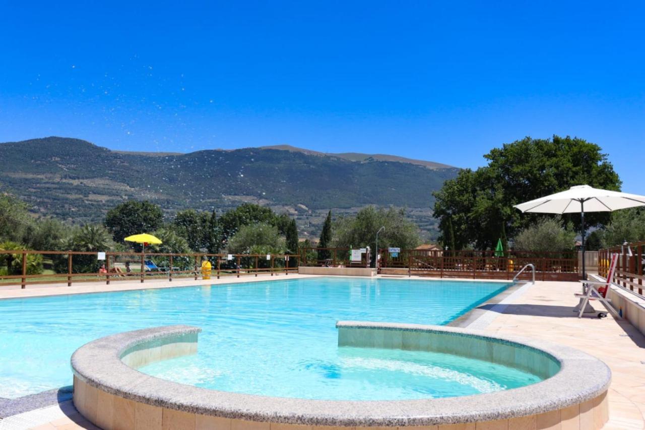 ريفيوتورتو Agriturismo Il Casale Di Monica المظهر الخارجي الصورة