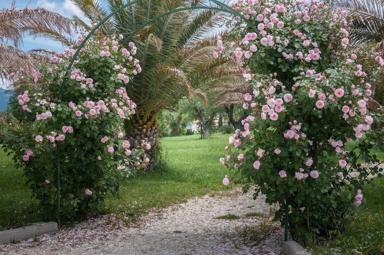 ريفيوتورتو Agriturismo Il Casale Di Monica المظهر الخارجي الصورة